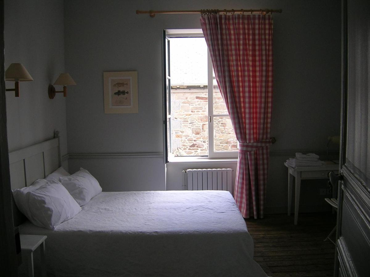 Bed and Breakfast Les Mouettes Saint-Suliac Esterno foto